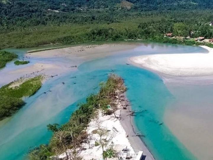 Casa Beira-mar Em Do Ubatumirim *